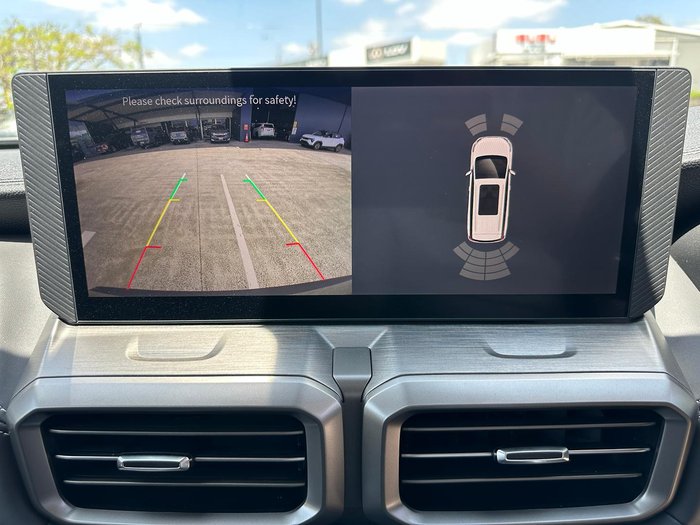 2025 LDV D90 Executive