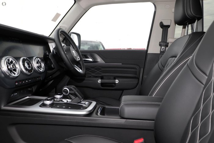 2025 GWM Tank 300 Lux