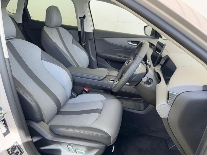 2025 MG MGS5 EV Essence 62