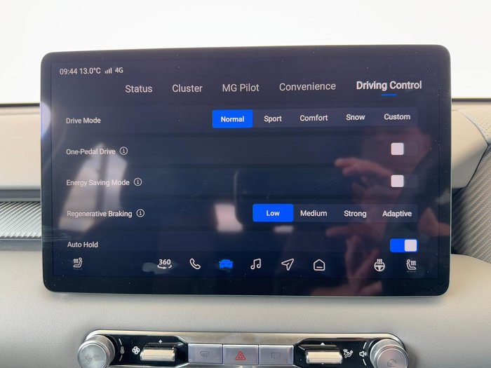 2025 MG MGS5 EV Essence 62