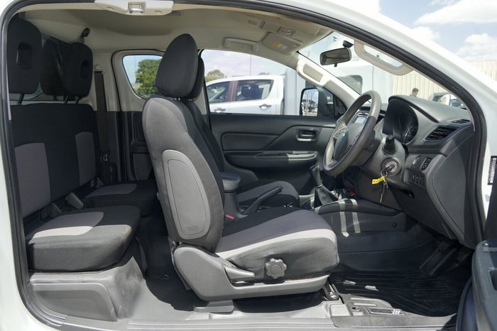 2021 Mitsubishi Triton GLX