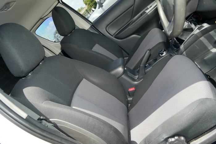 2021 Mitsubishi Triton GLX