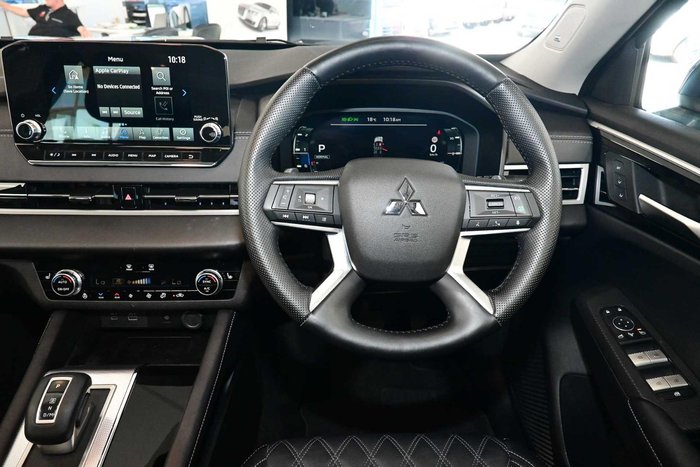 2024 Mitsubishi Outlander Exceed