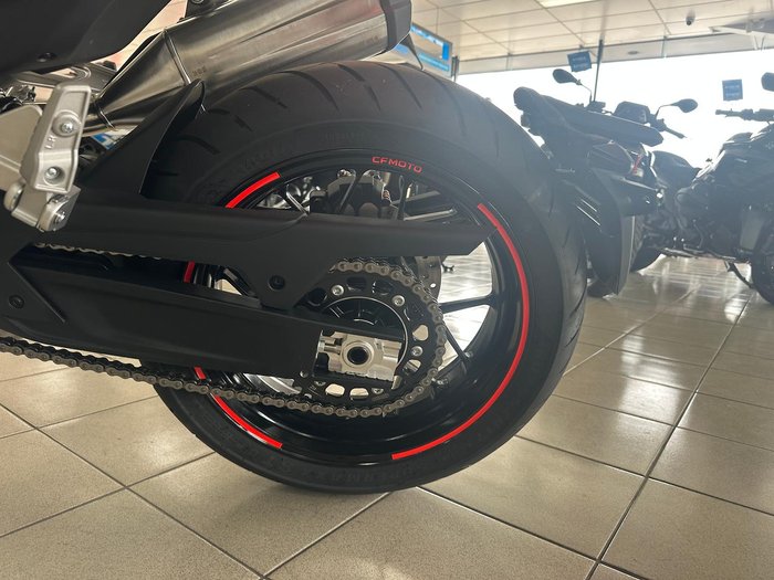 2024 CFMOTO 800NK Sport