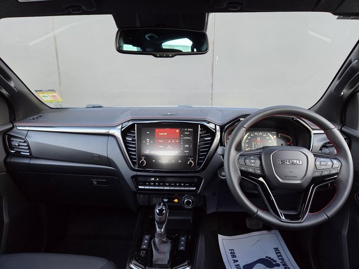 2025 Isuzu D-MAX X-TERRAIN