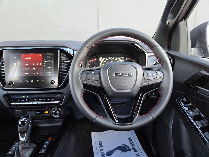 2025 Isuzu D-MAX X-TERRAIN
