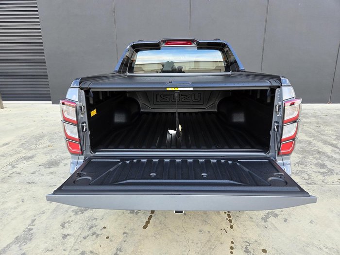 2025 Isuzu D-MAX X-TERRAIN