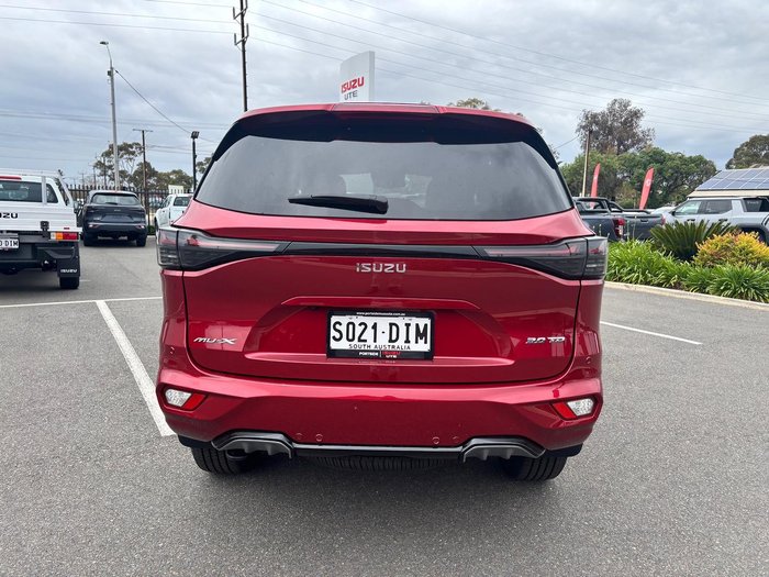 2025 Isuzu MU-X LS-T