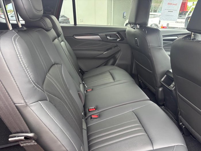2025 Isuzu MU-X LS-T