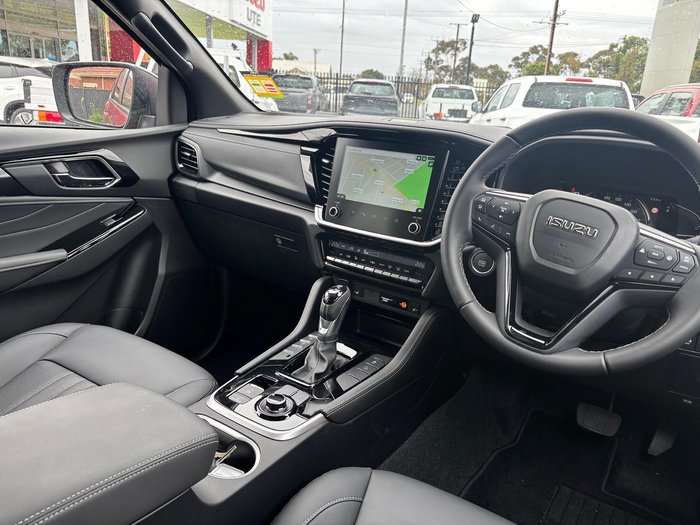 2025 Isuzu MU-X LS-T