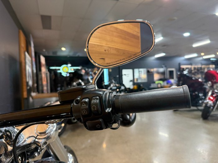 2016 Harley-davidson FXSB SOFTAIL BREAKOUT Black