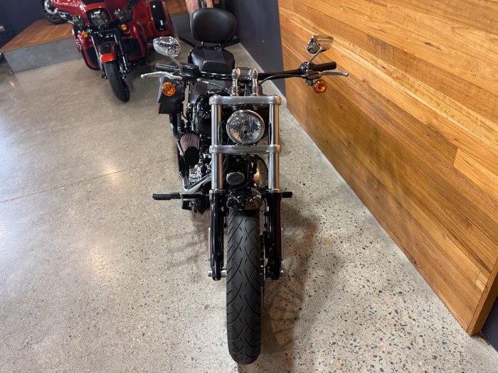 2016 Harley-davidson FXSB SOFTAIL BREAKOUT Black