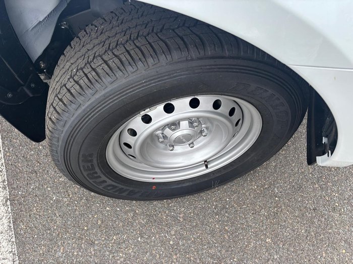 2025 Isuzu D-MAX SX High Ride MY25.5 4x2 Mineral White