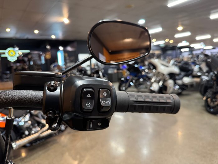 2025 Harley-davidson FXBB STREET BOB (117) IRON HORSE