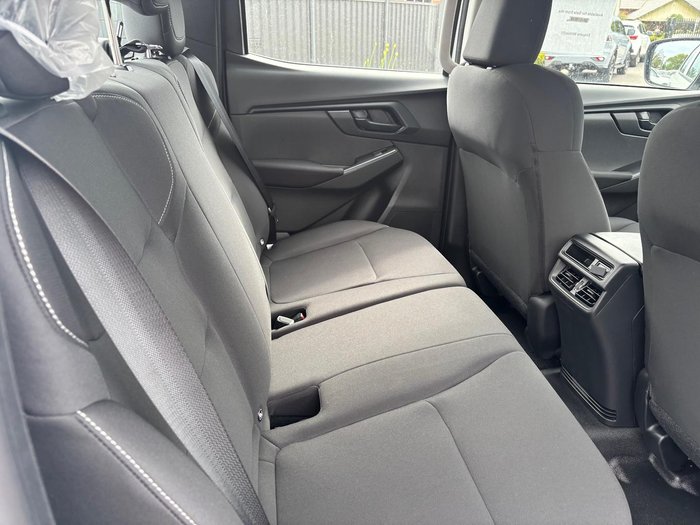 2025 Isuzu D-MAX SX MY25.5 4X4 Dual Range Mineral White