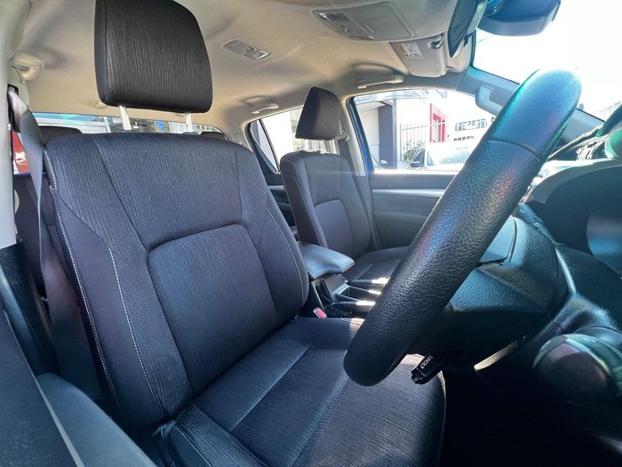 2020 Toyota Hilux SR5