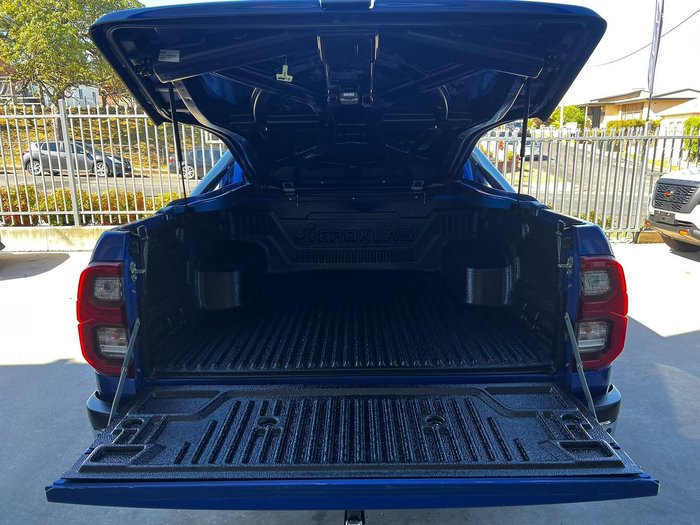 2020 Toyota Hilux SR5