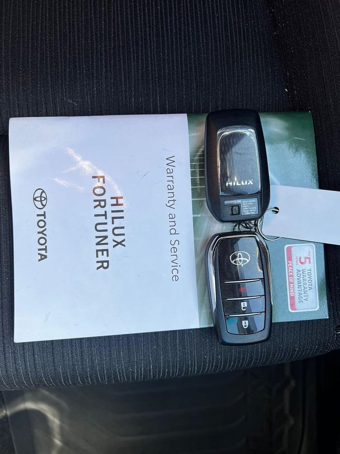 2020 Toyota Hilux SR5