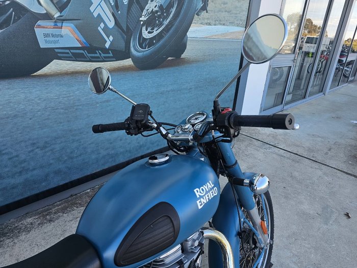 2021 ROYAL ENFIELD (SEE ALSO ENFIEL CLASSIC SQUADRON BLUE ABS Blue