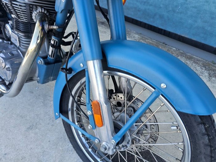 2021 ROYAL ENFIELD (SEE ALSO ENFIEL CLASSIC SQUADRON BLUE ABS Blue