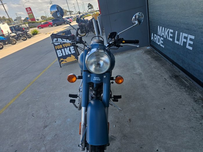 2021 ROYAL ENFIELD (SEE ALSO ENFIEL CLASSIC SQUADRON BLUE ABS Blue