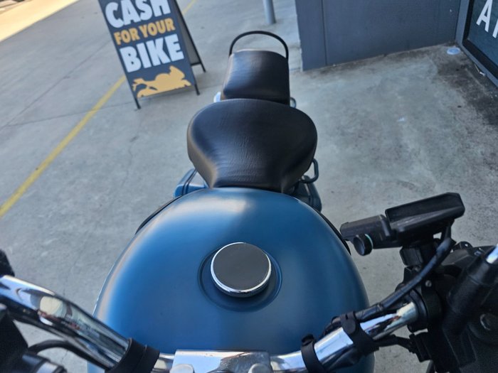 2021 ROYAL ENFIELD (SEE ALSO ENFIEL CLASSIC SQUADRON BLUE ABS Blue