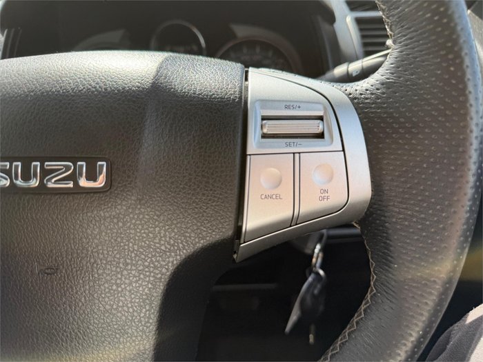 2018 ISUZU MU-X LS-U (4x4)