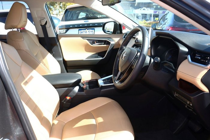 2020 Toyota RAV4 Cruiser