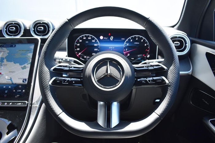 2025 Mercedes-Benz GLC-Class GLC300