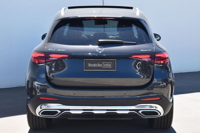 2025 Mercedes-Benz GLC-Class GLC300