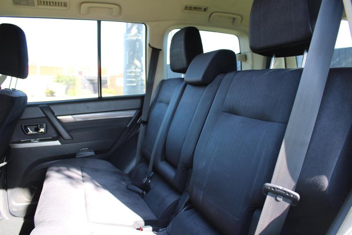 2014 Mitsubishi Pajero GLX-R