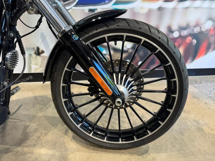 2016 Harley-Davidson Breakout 103 (FXSB) Softail Black