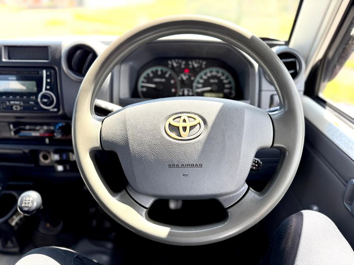 2019 Toyota Landcruiser Workmate VDJ79R 4X4 Dual Range French Vanilla