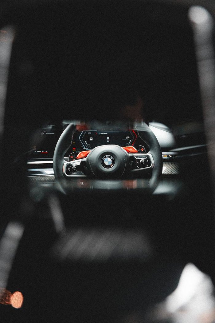 2024 BMW M5 G90 4X4 On Demand Alpine White