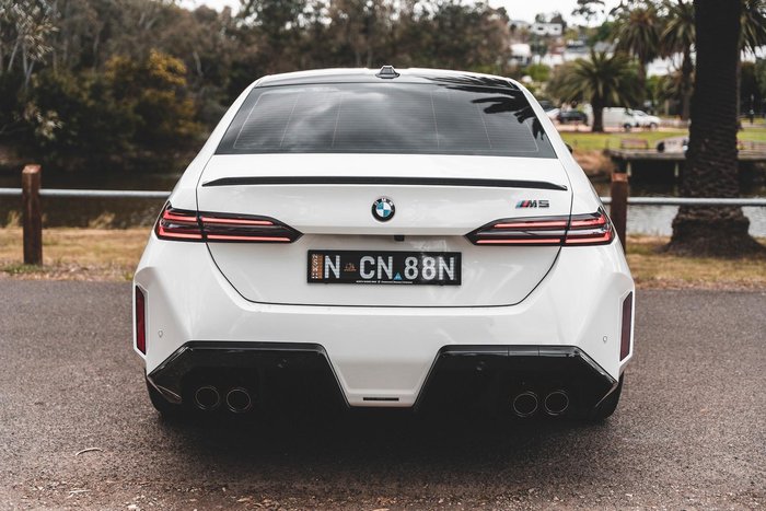 2024 BMW M5 G90 4X4 On Demand Alpine White