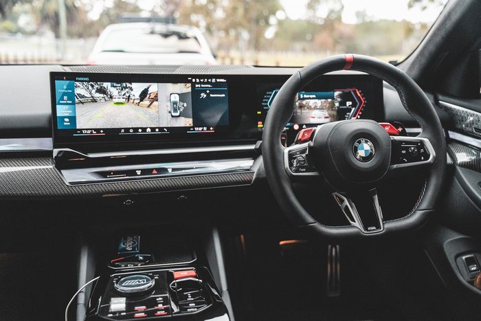 2024 BMW M5 G90 4X4 On Demand Alpine White