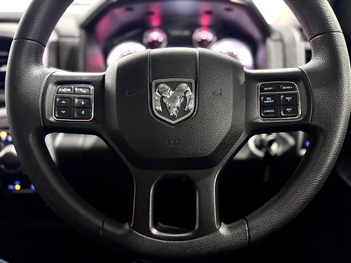 2021 RAM 1500 Express DS MY21 4X4 Dual Range Bright White