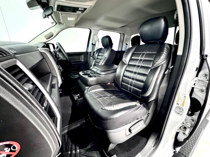 2021 RAM 1500 Express DS MY21 4X4 Dual Range Bright White