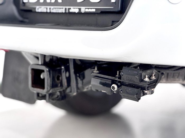 2021 RAM 1500 Express DS MY21 4X4 Dual Range Bright White