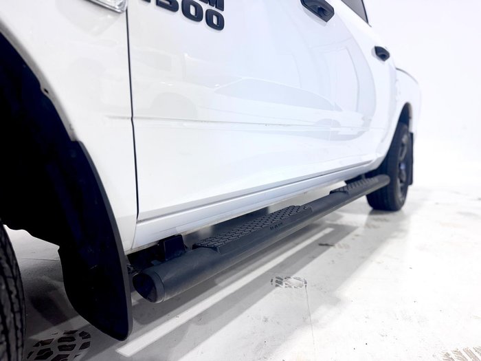 2021 RAM 1500 Express DS MY21 4X4 Dual Range Bright White