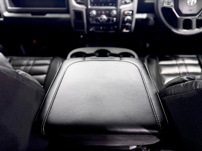 2021 RAM 1500 Express DS MY21 4X4 Dual Range Bright White