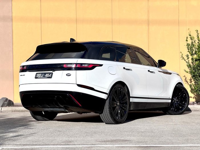 2019 Land Rover Range Rover Velar P250 R-Dynamic S L560 MY20 AWD Fuji White