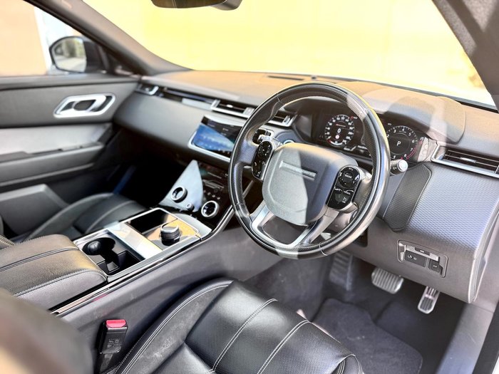 2019 Land Rover Range Rover Velar P250 R-Dynamic S L560 MY20 AWD Fuji White