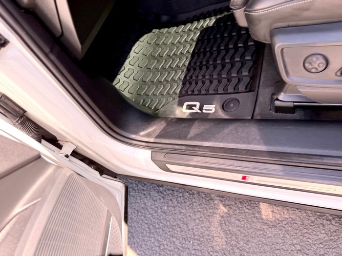 2019 Audi SQ5 FY MY19 Four Wheel Drive Glacier White