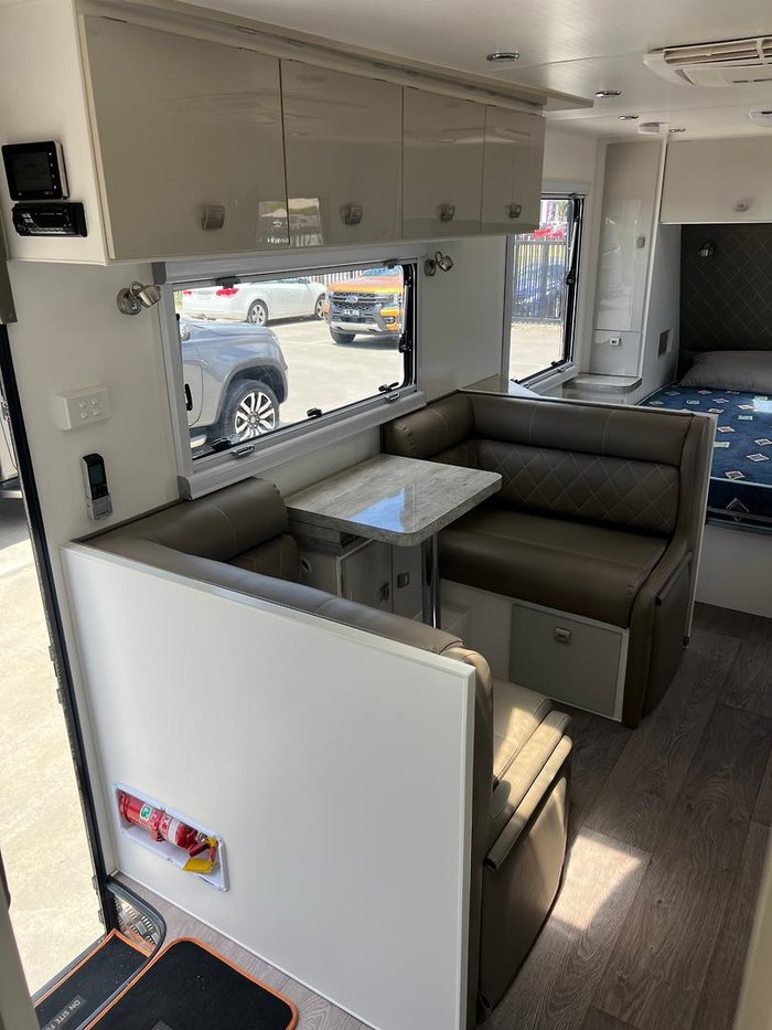 2020 Design RV Forerunner Van 5, 20'
