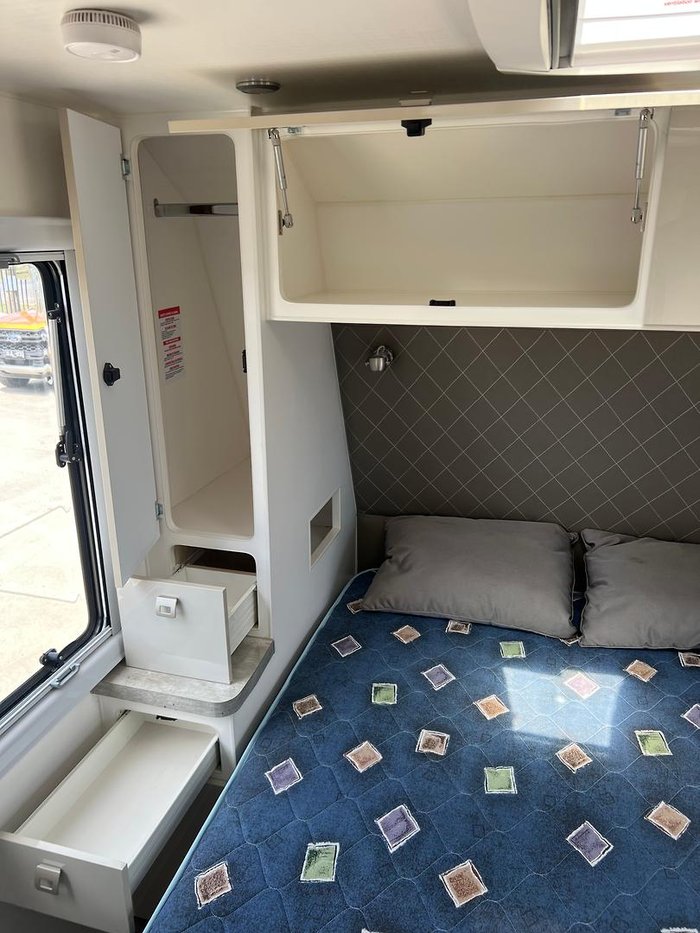 2020 Design RV Forerunner Van 5, 20'