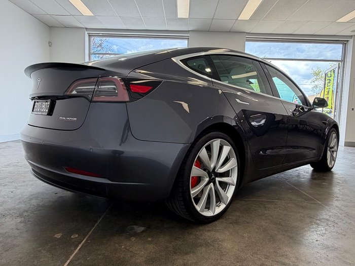 2019 Tesla Model 3 Performance
