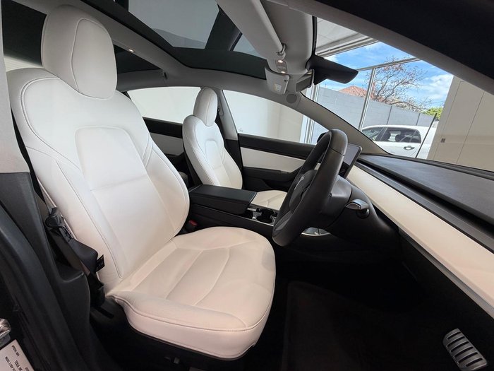 2019 Tesla Model 3 Performance