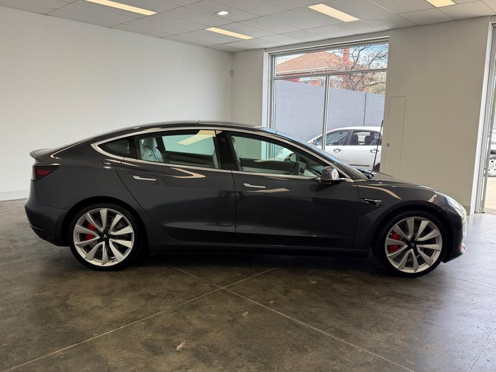 2019 Tesla Model 3 Performance