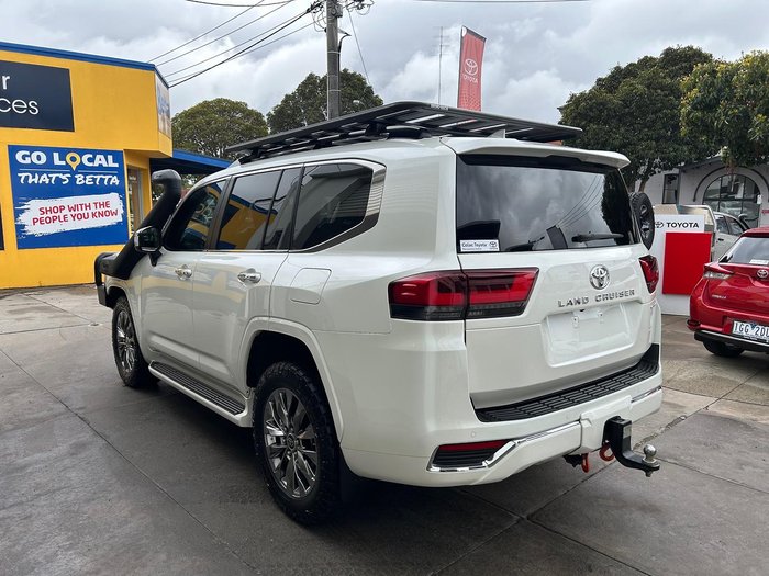 2022 Toyota Landcruiser Sahara ZX